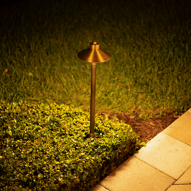 LED Landscape Lighting with Low Prices & Free Shipping | Lumen Logic™